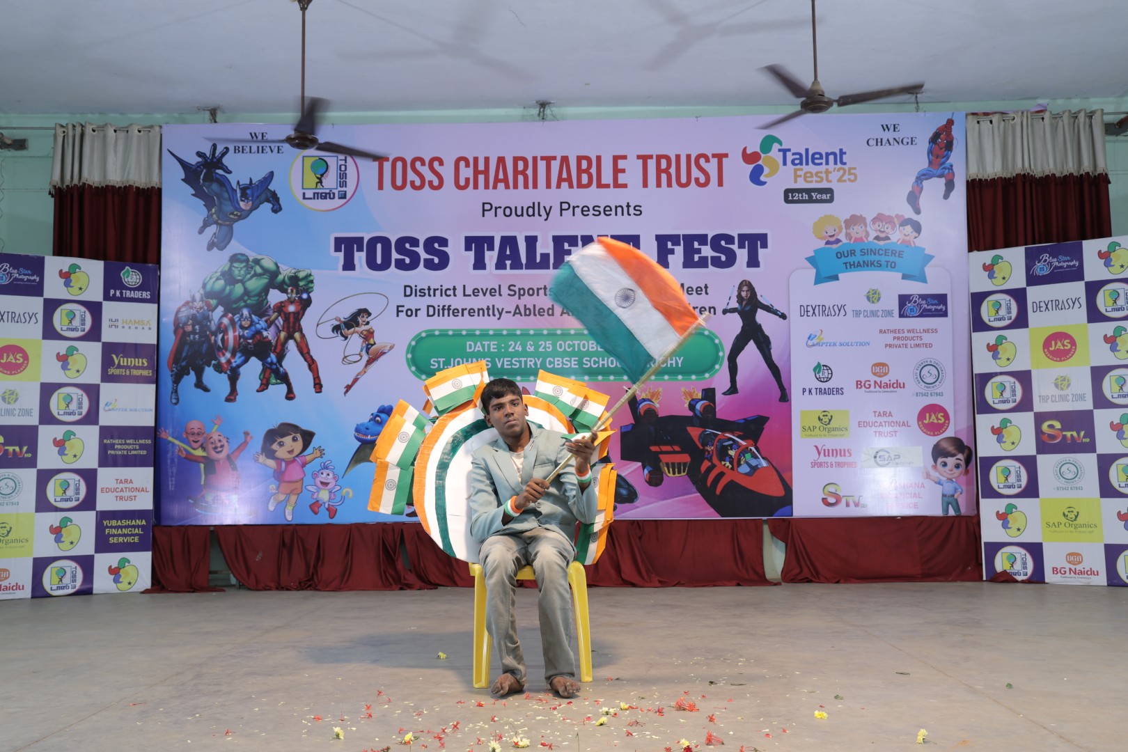 TOSS Talent Fest 2025 group moment